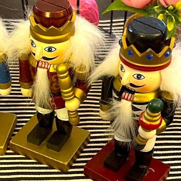 Hobby Lobby 2007 Vintage ✨Set of Four Mini Nutcracker Style Soldier Statues 4.5” - Picture 3 of 5